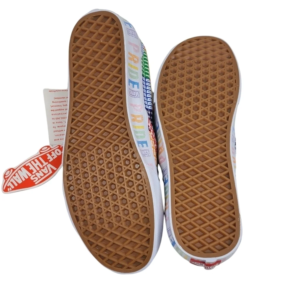 NEW Vans UNISEX  Classic Slip On Pride Print Multicolor Canvas Shoes‎
